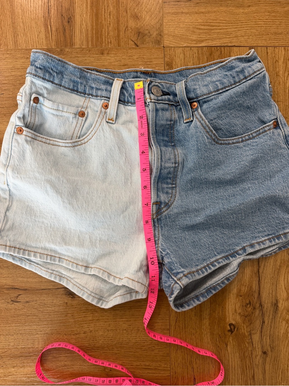 Levi’s 501 Original Two-Tone Denim Shorts W27 Colorblock Button Fly - Picture 7 of 8